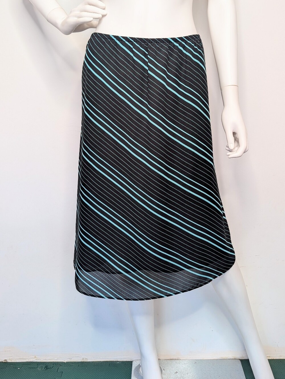 90s Flowy Layered Chiffon Black & Light Teal Green Diagonal Striped Midi Skirt